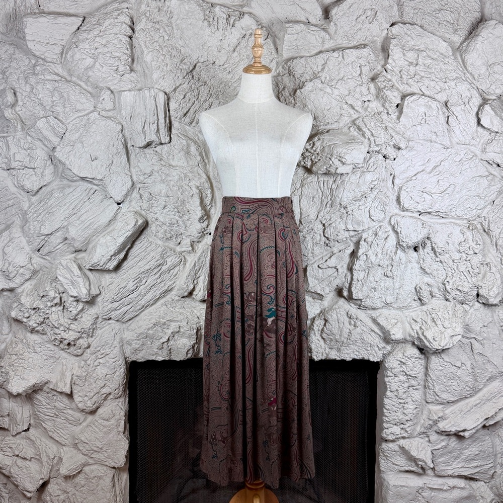 J. H. Collectibles c. 1980s Silk Equestrian Maxi Skirt Fawn Paisley | 10